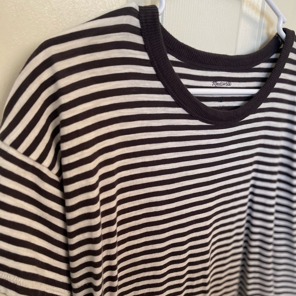 Madewell size L navy & white striped tee